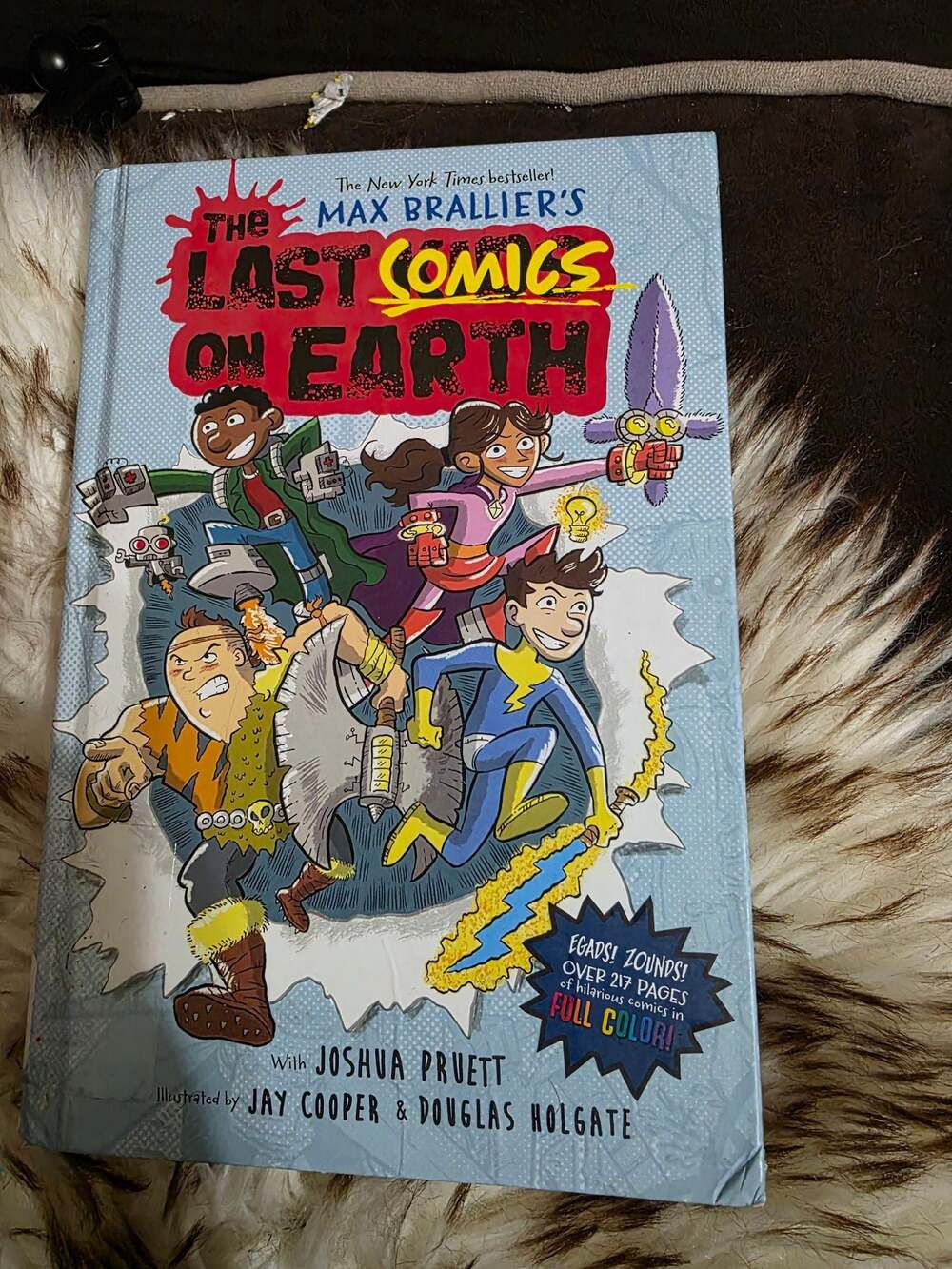 The Last Comics on Earth Book 1 Scholastic